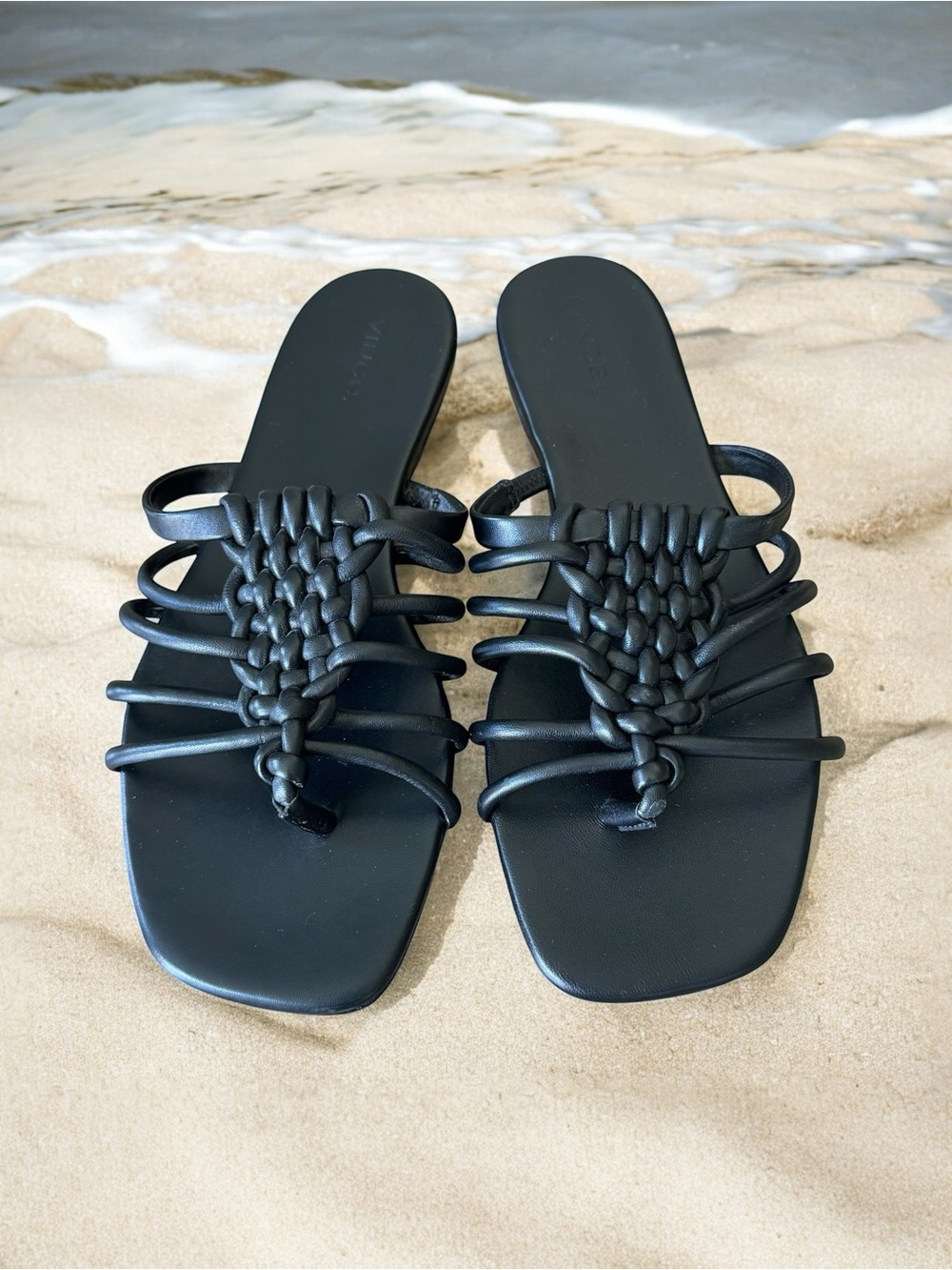🆕 VINCE Dae Woven Strappy Flat Sandal Slides